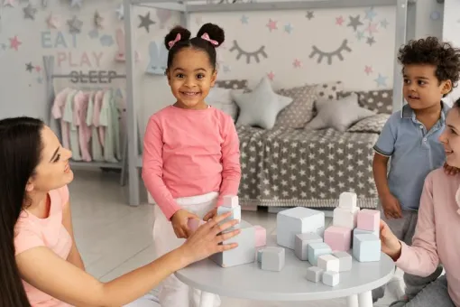 Babysitting pour un groupe de 3 enfants pour une soirée complète à Saint-Pierre, 974 : une garde sereine et encadrée, Saint-Joseph, ADSR SUD